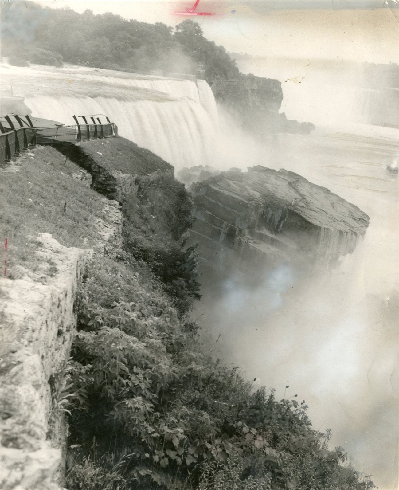 A look back: 300 years of Niagara Falls
